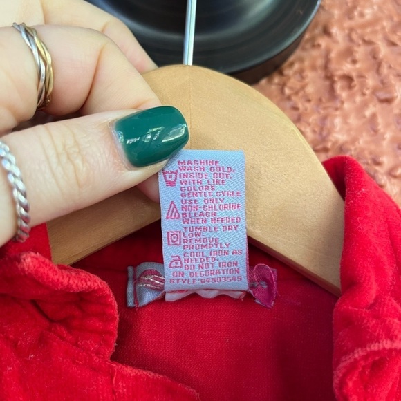 Baby Girl Red Crushed Velvet Floral Embroidered Jacket Size 12 months - Picture 2 of 5